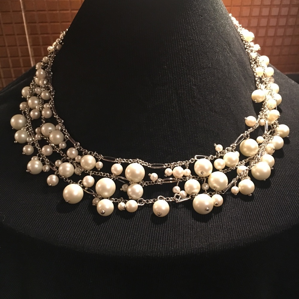 Talbots pearl necklace